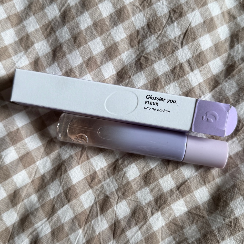 Glossier You Fleur 8ml Travel Size